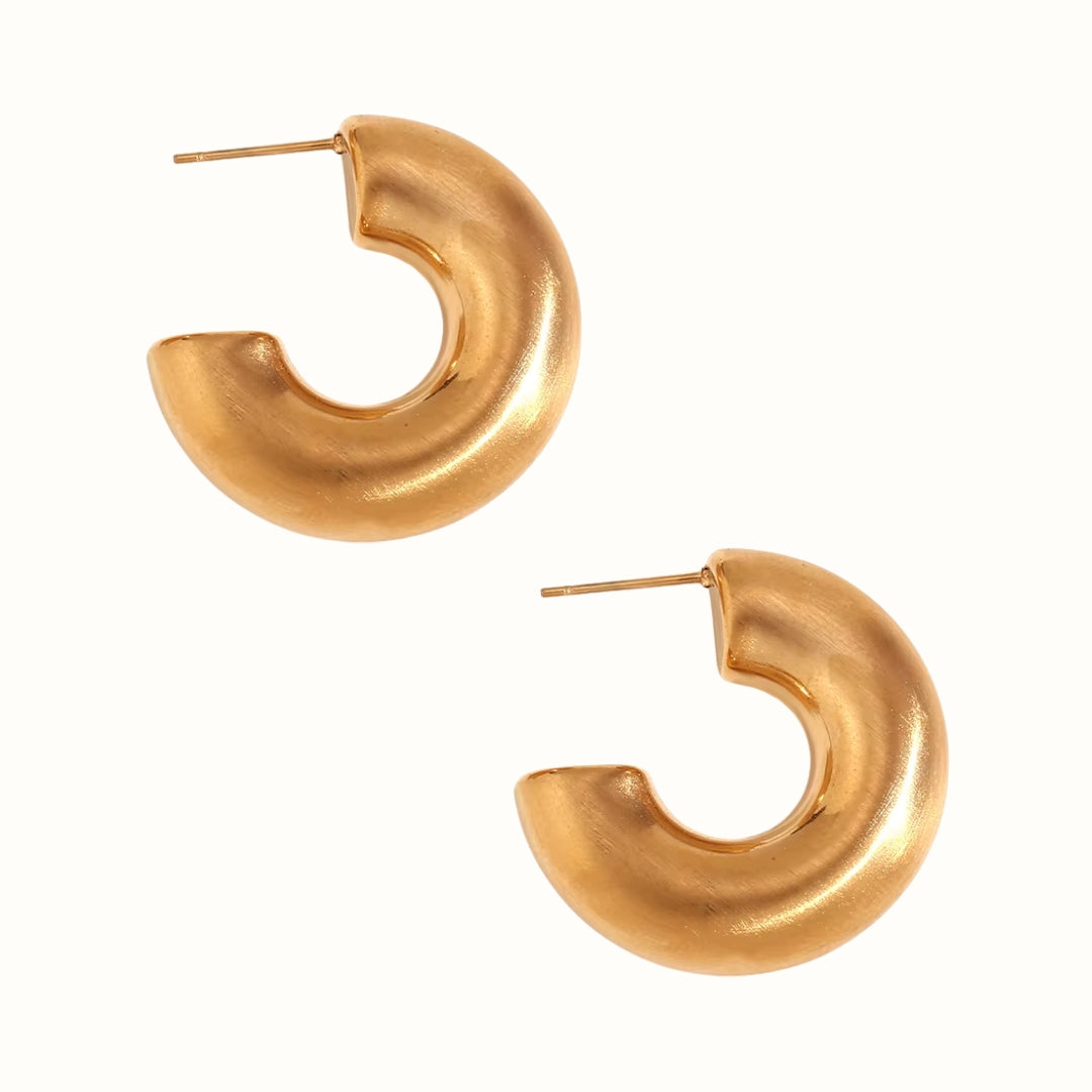 Bold Curve Øreringe 18K Guldbelagt Matte